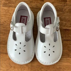 Toddler shoes size 6